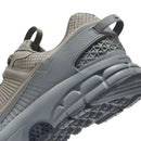 Vomero Roam Metallic Pewter