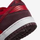 SB Dunk Low – Cherry Elegante
